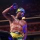 Com a bandeira do Brasil na cabeça, Gilbert Durinho comemora vitória sobre Masvidal no UFC 287