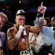 Jake Paul pede silêncio aos haters após nocautear no boxe.